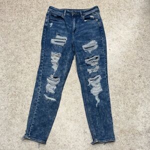 American Eagle Distressed Mom Jeans